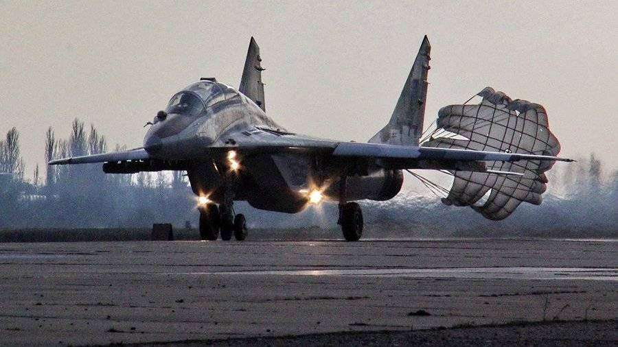 Самолеты ВВС Украины пролетели с полной боевой нагрузкой над Азовским морем Самолеты ВВС Украины пролетели с полной боевой нагрузкой над Азовским морем